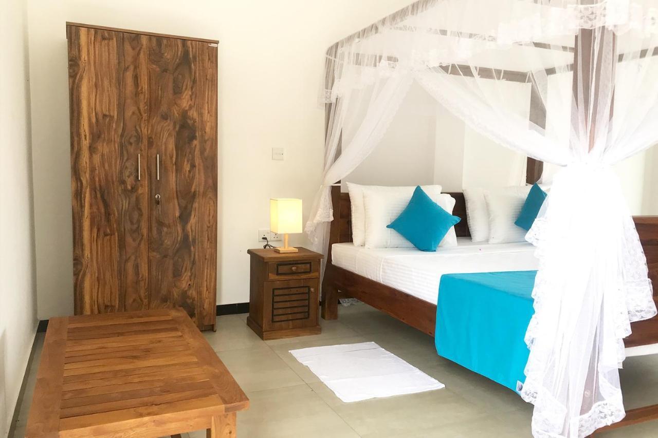 The Blue Haze Weligama Otel Dış mekan fotoğraf